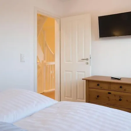 With 3 Bedrooms Holiday home *